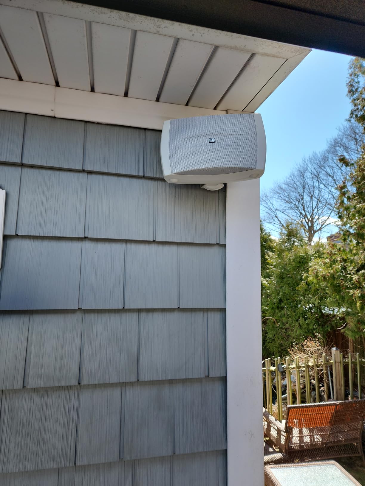 Yamaha Audio NS-AW150W 2-Way Indoor/Outdoor Speakers (Pair, White) customer photo 1