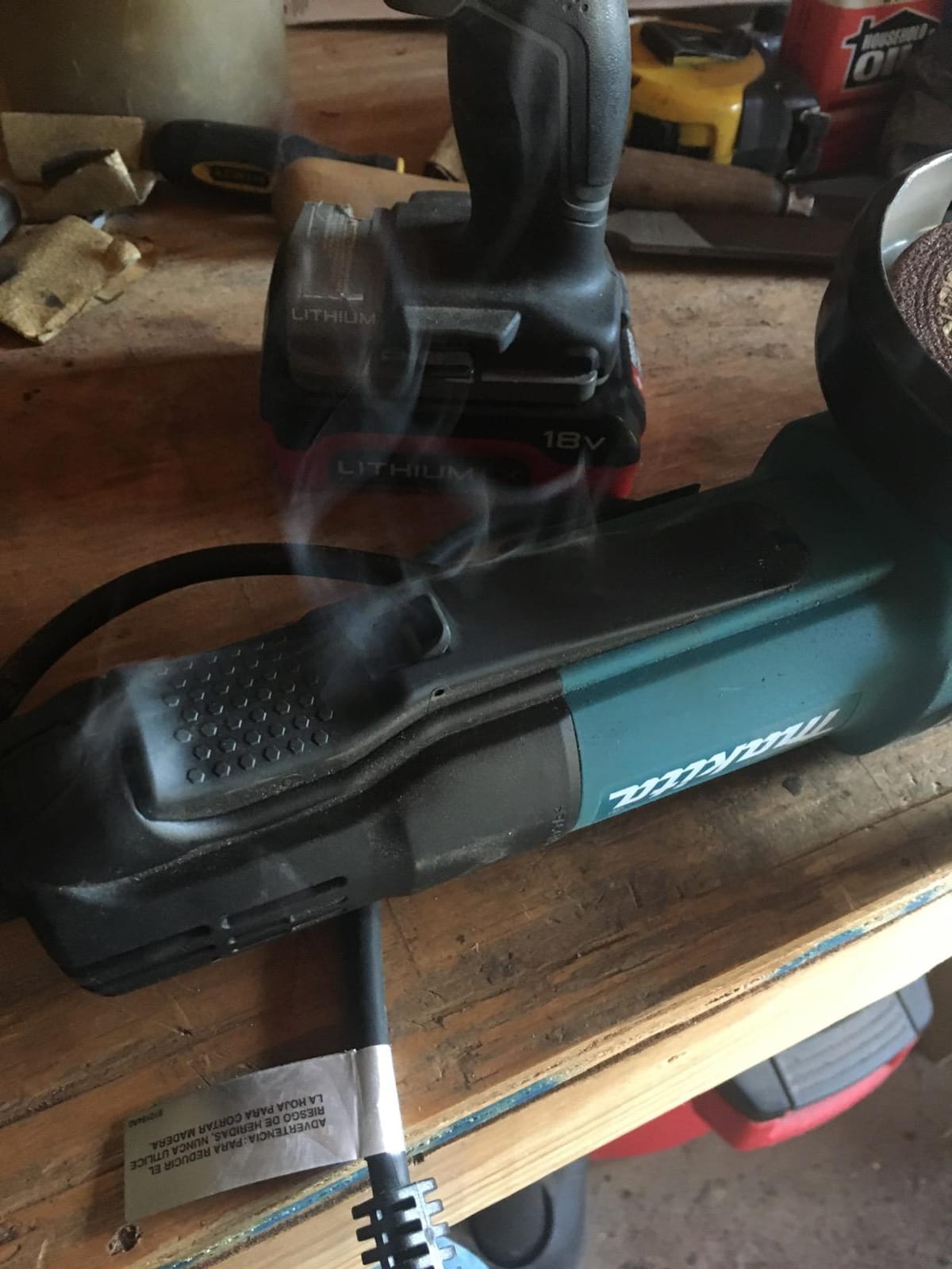 Makita 9557PB 4-1/2
