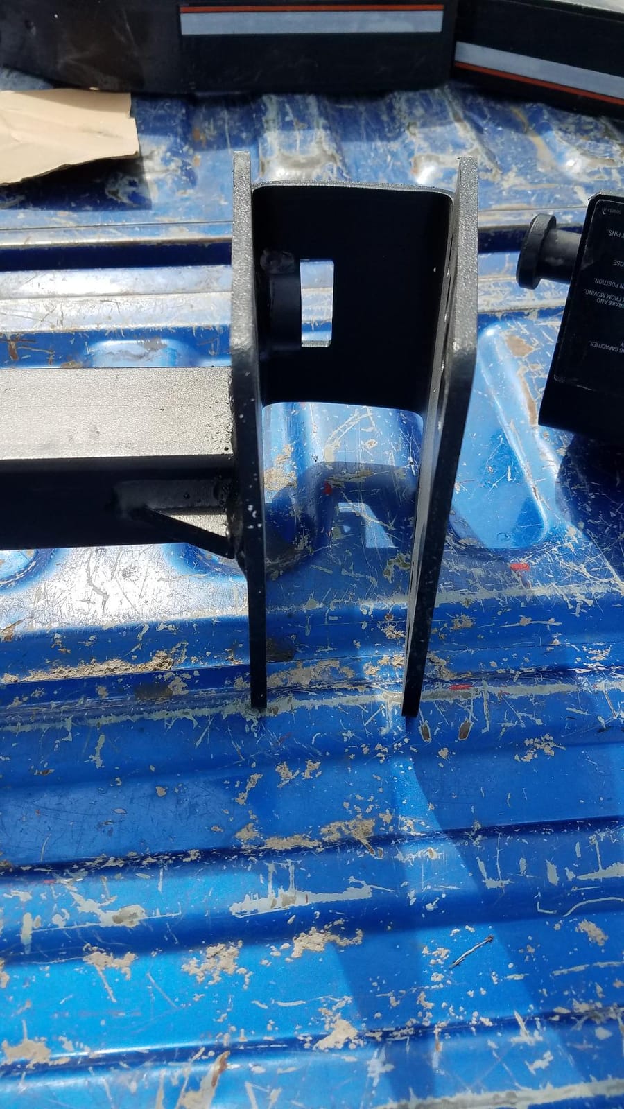 CURT 16115 E16 5th Wheel Hitch, 16,000 lbs customer photo 1