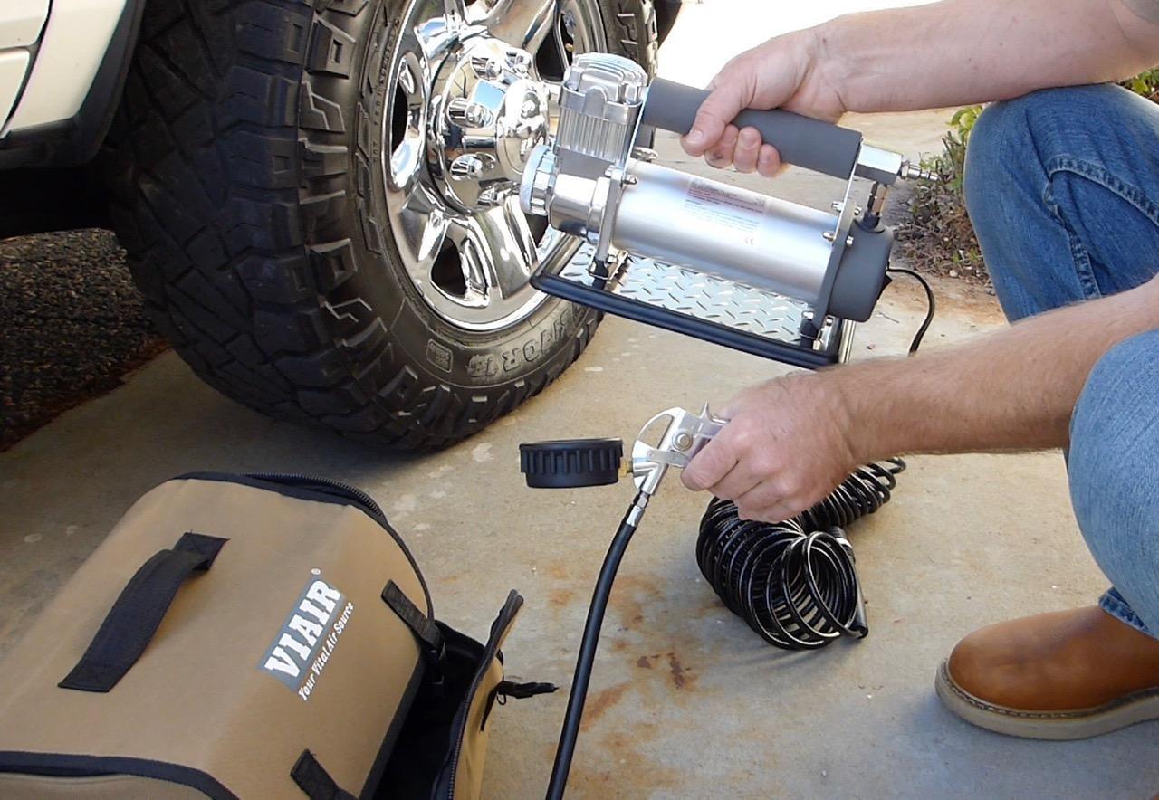 VIAIR 450P/45043 Automatic Portable Compressor, Tire Inflator Kit, Air Compressor for Truck, Jeep, SUV, and Car Tires, Portable Air Pump Kit, Car Accessories, 100% Duty Cycle, 150 PSI/1.80 CFM, Silver customer photo 1