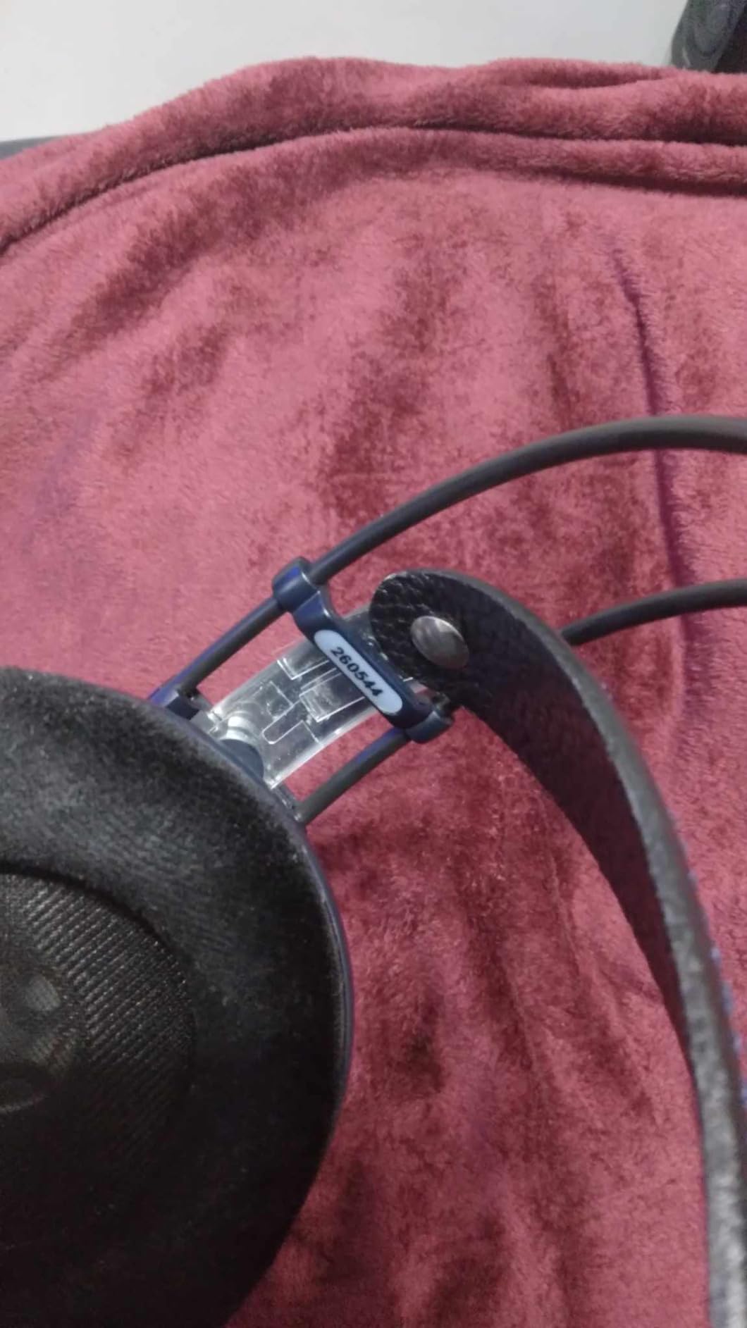 AKG Pro Audio 2458X00190 (K702) Over-Ear, Open-Back, Flat-Wire, Reference Studio Headphones,Black customer photo 2