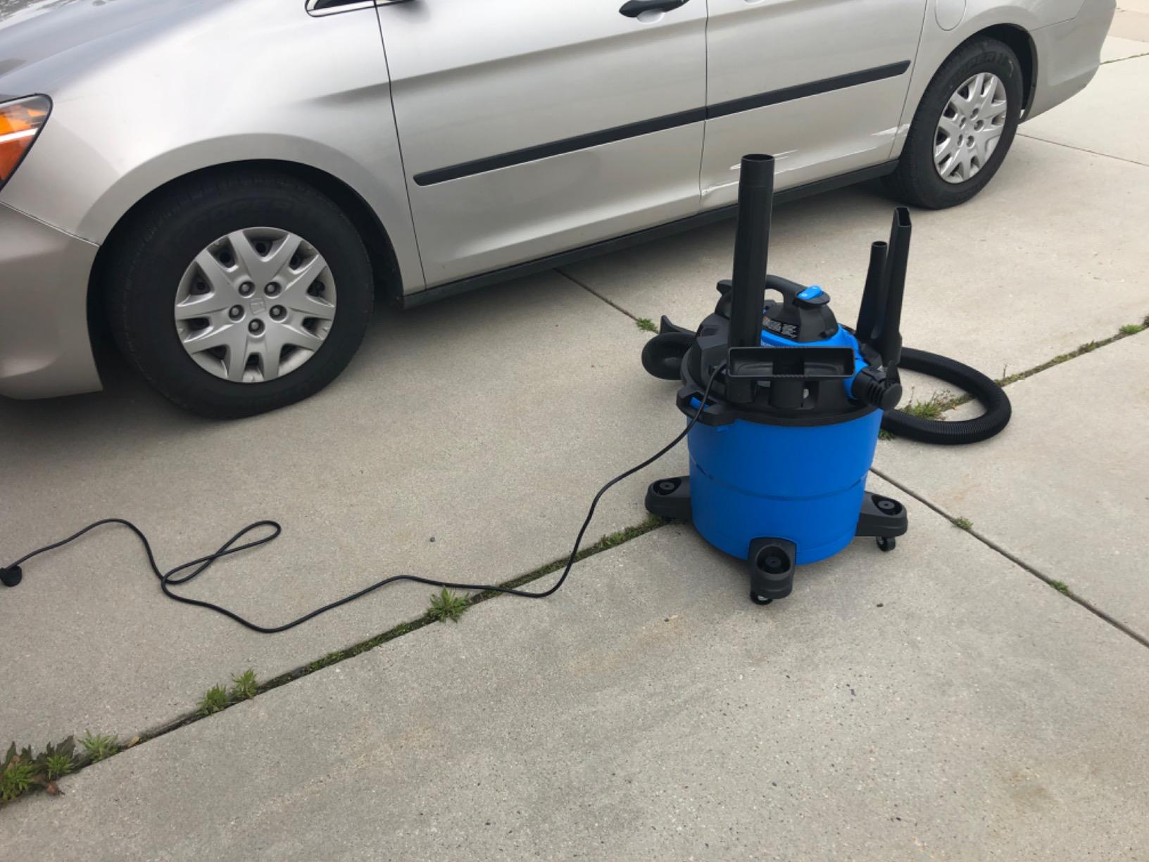 Vacmaster Blue Line 12-Gallon* 5 Peak HP† Wet/Dry Vacuum with Detachable Blower VBV1210 customer photo 1