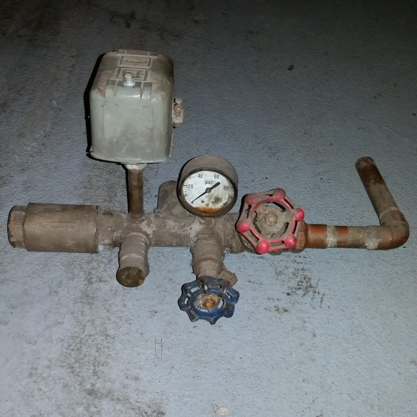 Amtrol WX-202 Well Pressure Tank customer photo 1