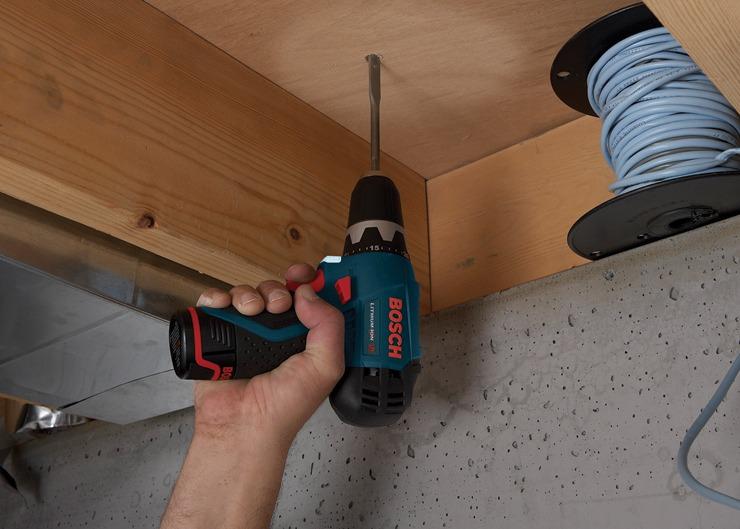 BOSCH PS31-2A 12V Max 3/8 Inch Drill/Driver Kit with 2 Batteries & Charger customer photo 1