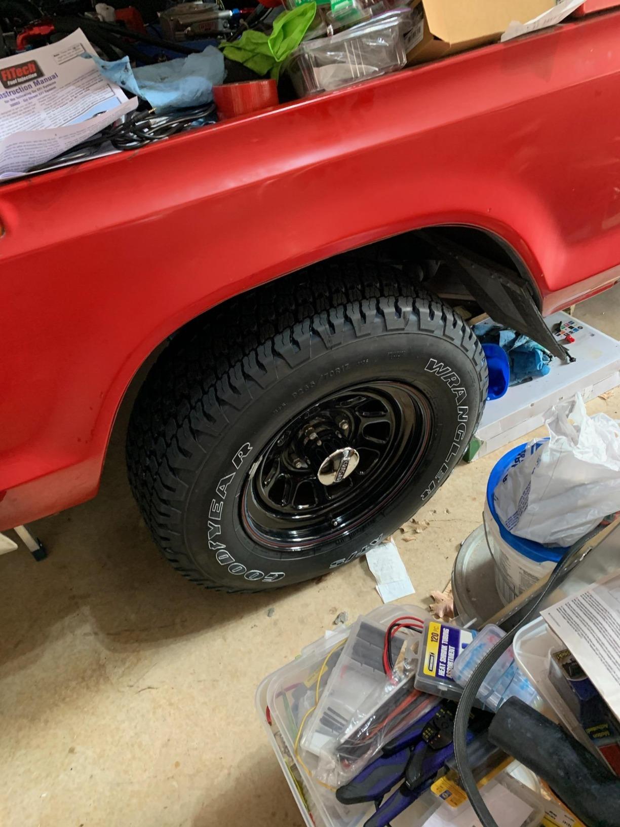 Goodyear Wrangler AT/S Tire - 265/70R17 113S SL customer photo 1