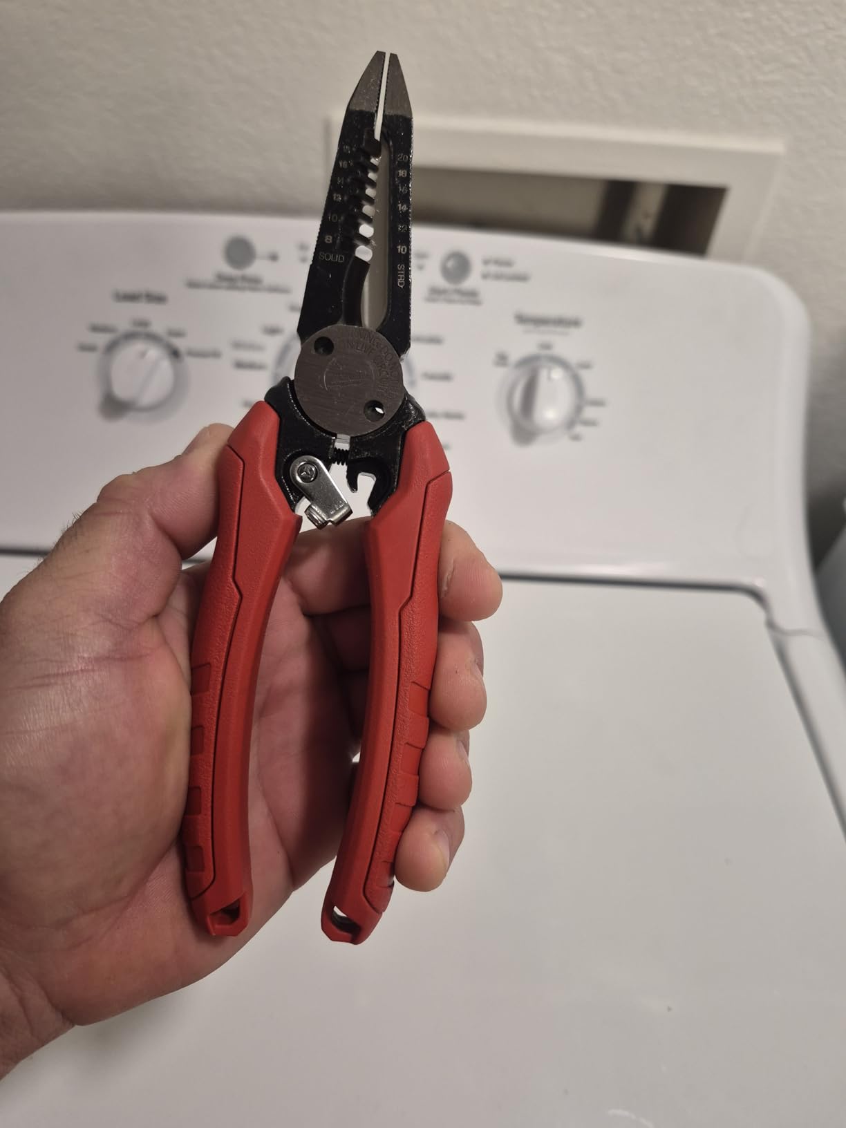 Milwaukee 48-22-3079 6-In-One Combination Wire Stripping & Reaming Pliers For Electricians customer photo 2