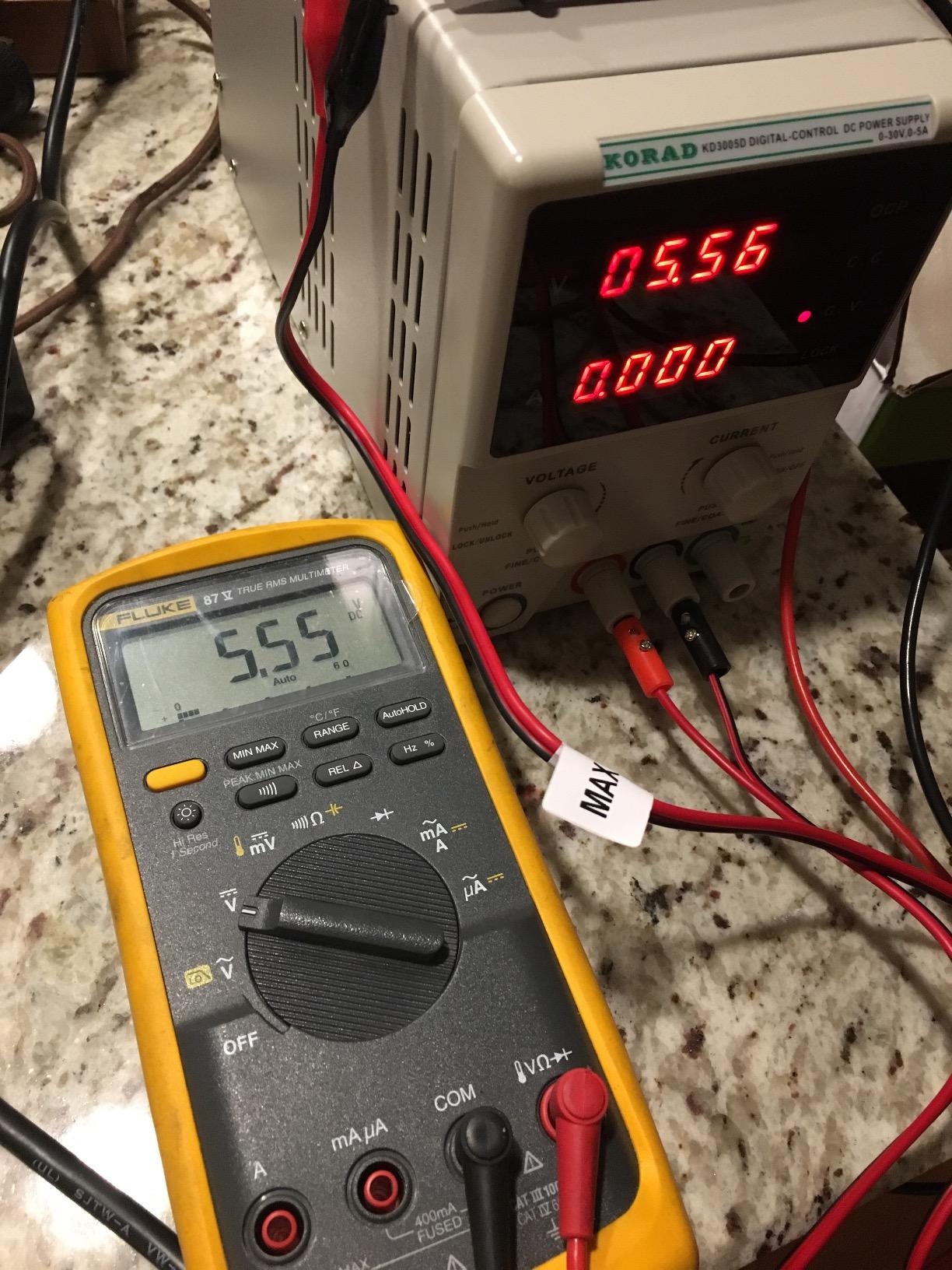 KD3005D - Precision Variable Adjustable 30V, 5A DC Linear Power Supply Digital Regulated Lab Grade… customer photo 2