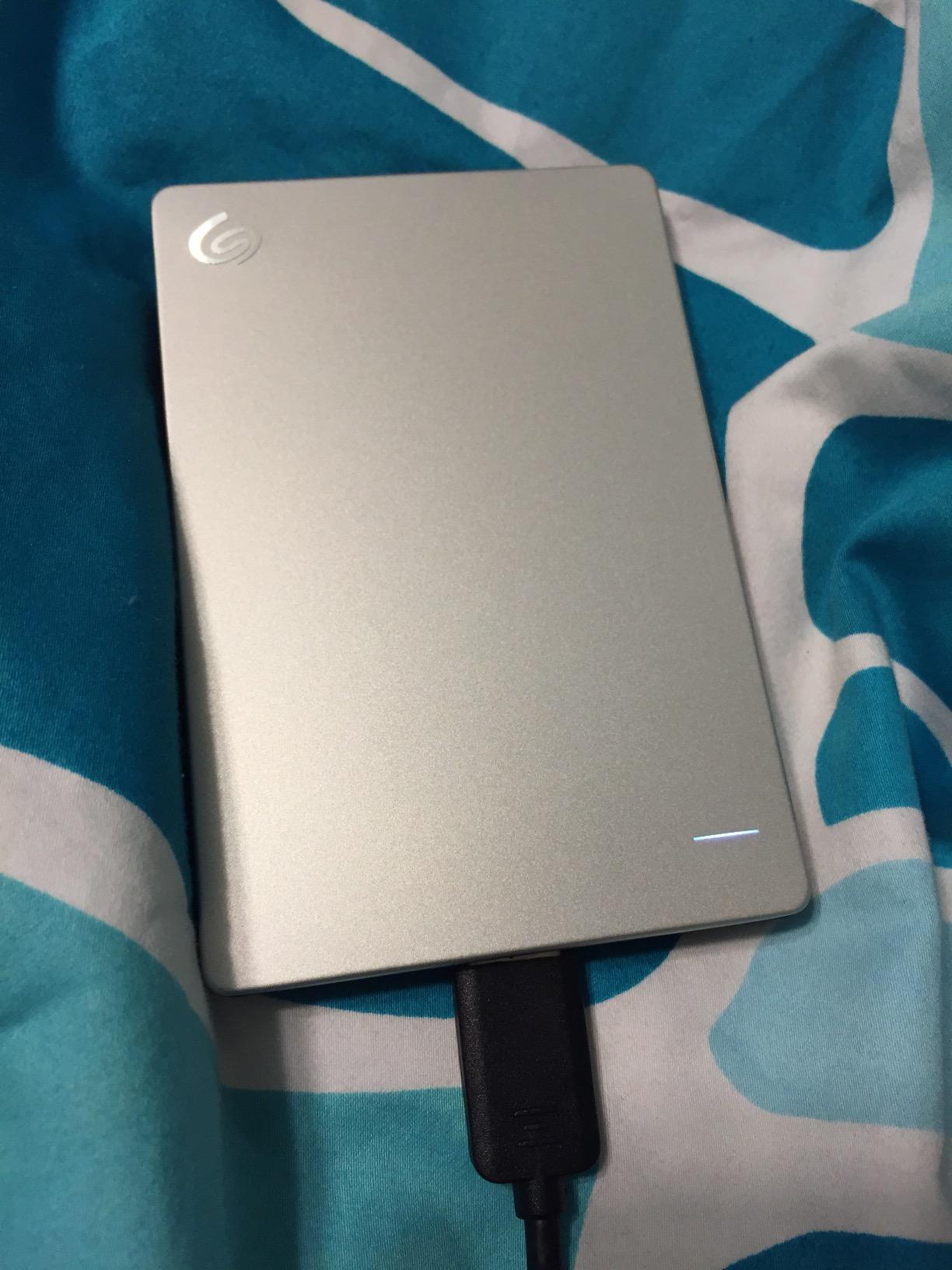 Seagate Backup Plus Slim for Mac 1TB External Hard Drive HDD – USB 3.0, Time Machine Compatible 2 Months Adobe CC Photography (STDS1000100) customer photo 2