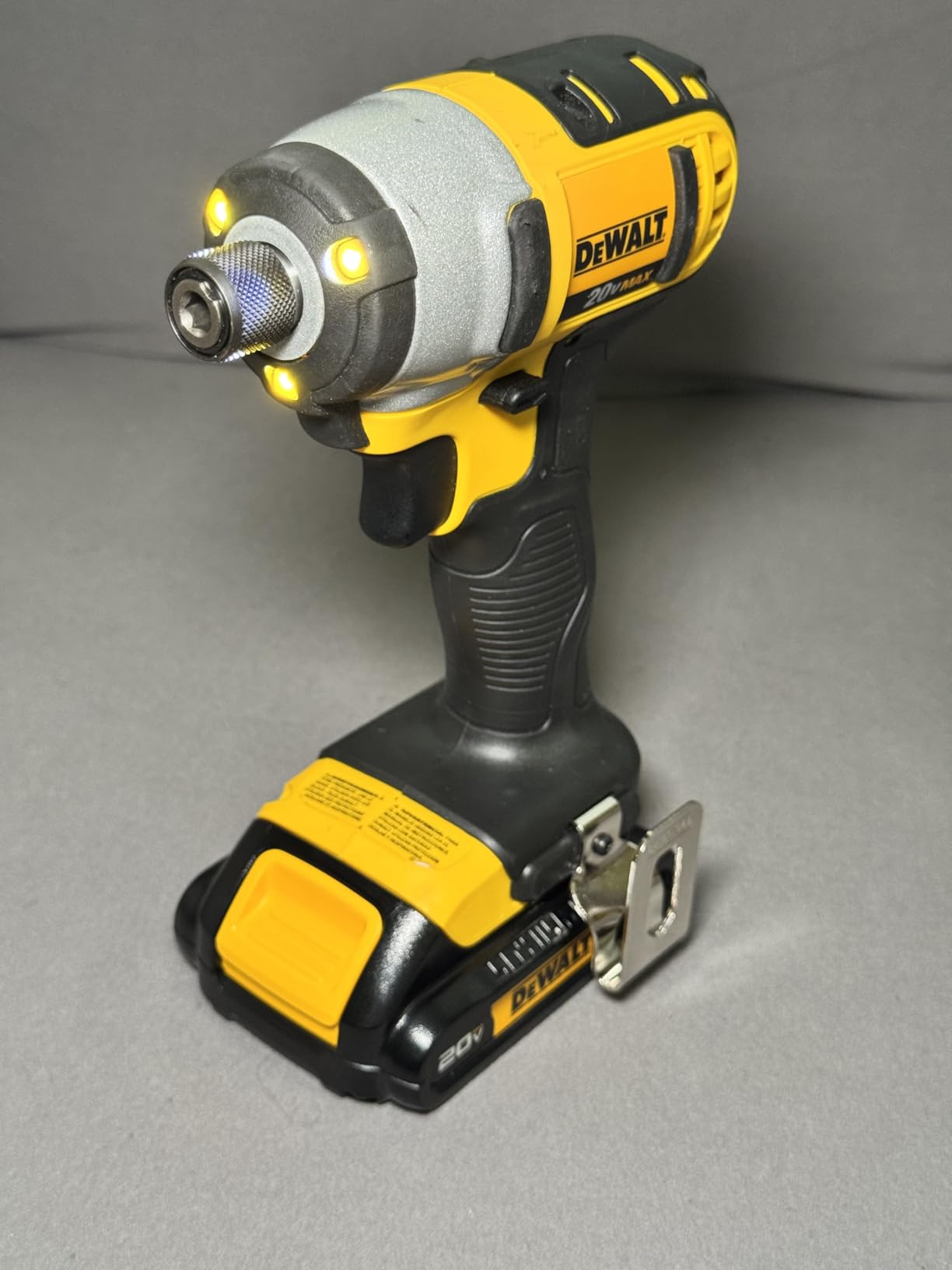 DEWALT 20V MAX Cordless Drill and Impact Driver, Power Tool Combo Kit , Includes 2 Batteries, Charger and Bag (DCK240C2) customer photo 2