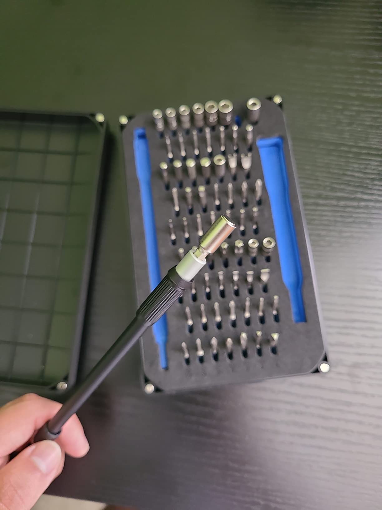 iFixit Mako Driver Kit - 64 Precision Bit Set for Electronics Repair customer photo 2
