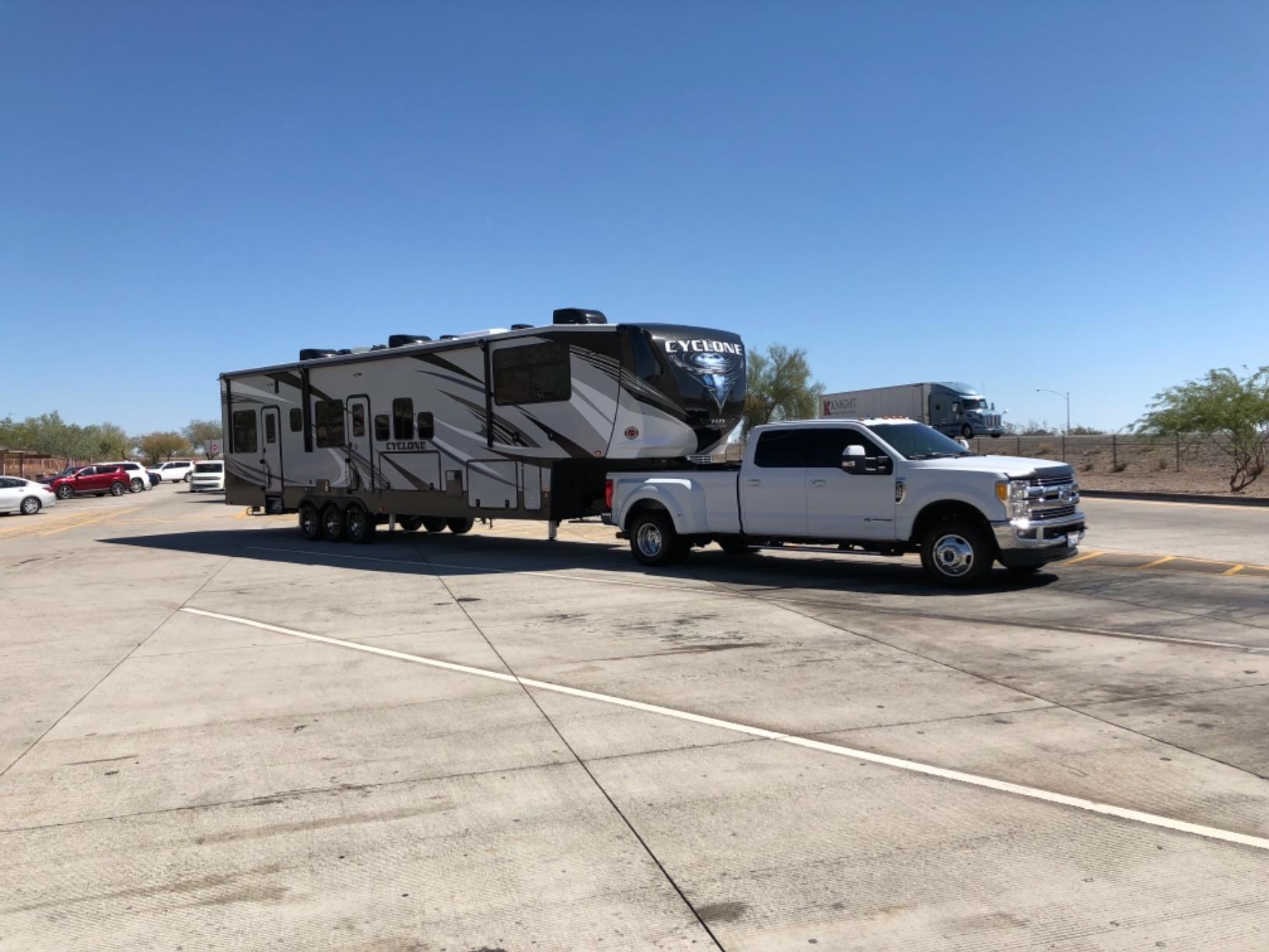 PULLRITE 2400 Superlight Hitch customer photo 2