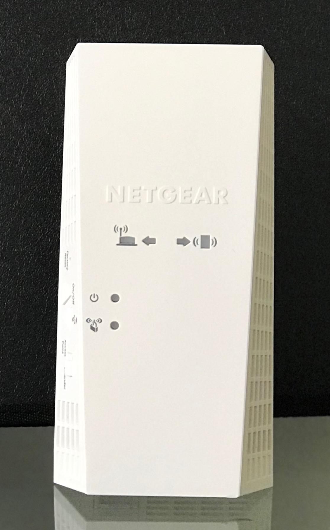 NETGEAR WiFi Extender EX6400, up to 2,100 sq ft, 1.9 Gbps customer photo 2