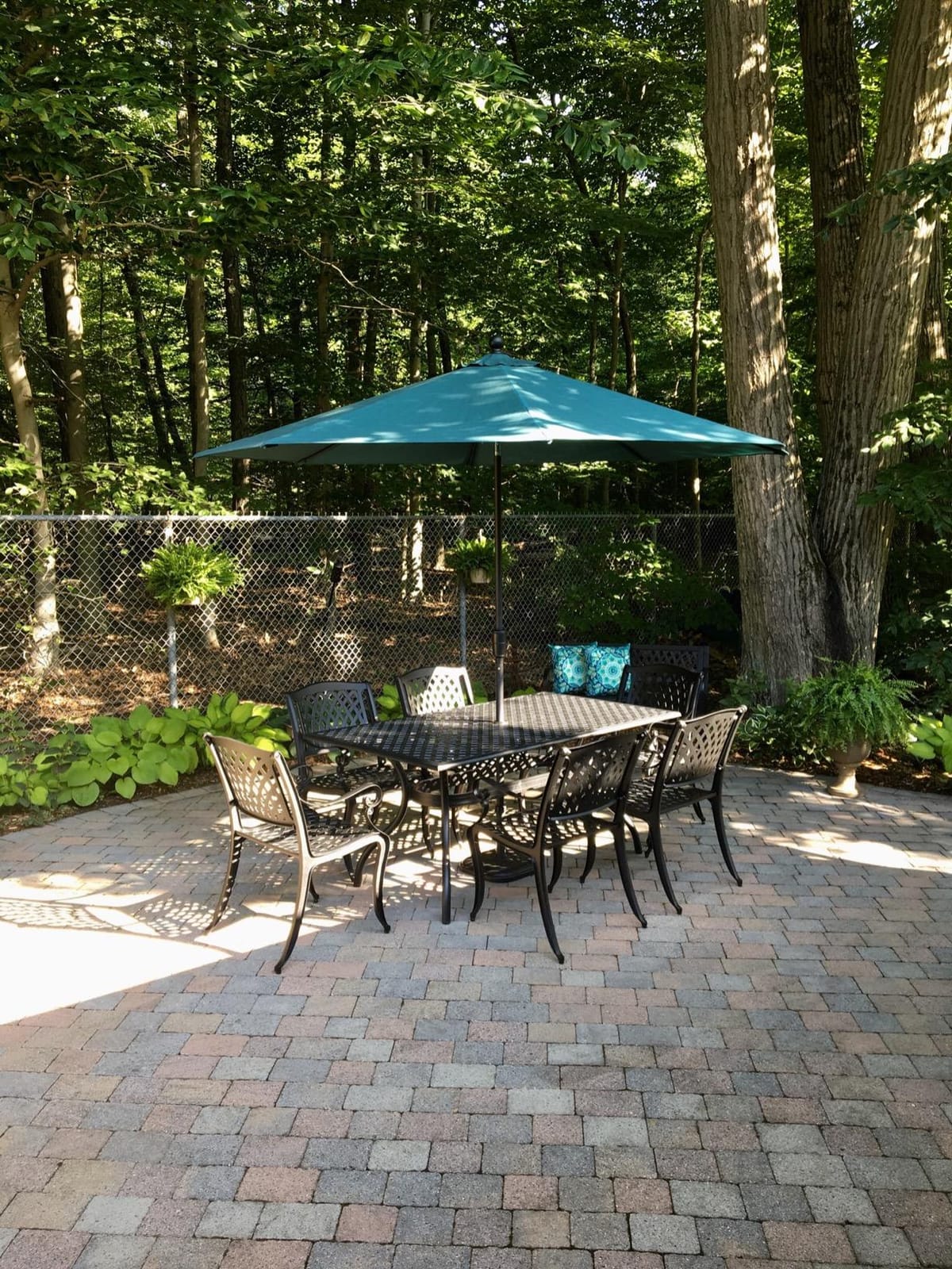 Christopher Knight Home Cayman Outdoor 6-Seater Cast Aluminum Dining Set, 7-Pcs Set, Black Sand customer photo 1