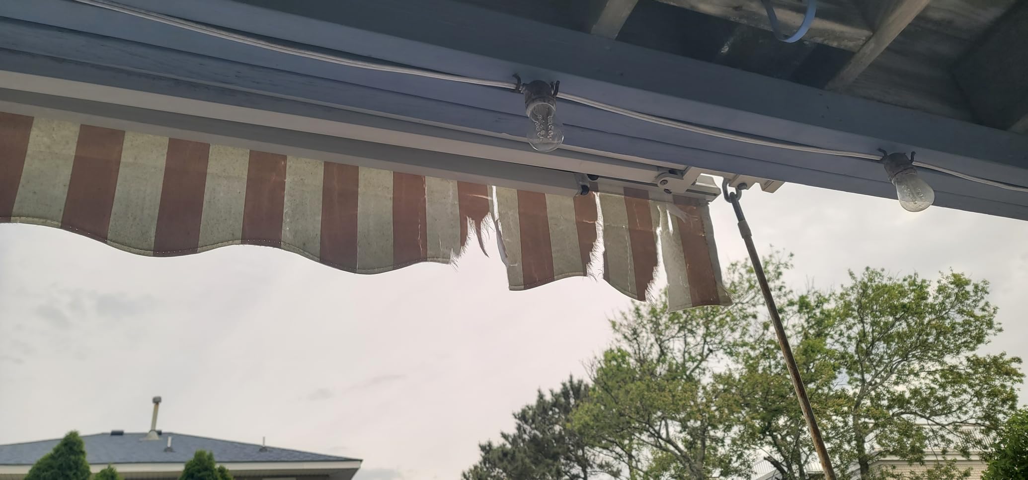 Outsunny 10' x 8' Patio Retractable Awning with Crank Handle Beige customer photo 2