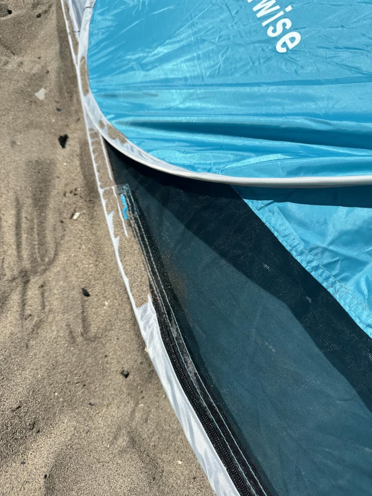 Wolfwise Pop up Beach Tent Sun Shelter with UPF50+ UV Protection, Instant Easy Setup Popup Beach Shade Canopy for 3 Person, Portable & Foldable with Carring Bag, 87 ×57×47 in, Blue customer photo 2