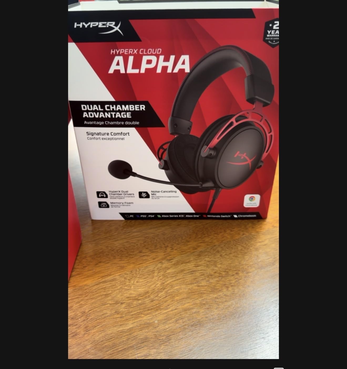 HyperX Cloud Alpha - Gaming Headset, Dual Chamber Drivers, Legendary Comfort, Aluminum Frame, Detachable Microphone, Works on PC, PS4, PS5, Xbox One, Xbox Series X|S, Nintendo Switch and Mobile – Red customer photo 2