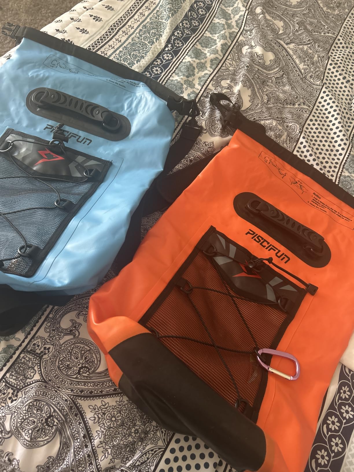 Piscifun Dry Bag, Waterproof Floating Backpack 10L/20L/30L/40L customer photo 1