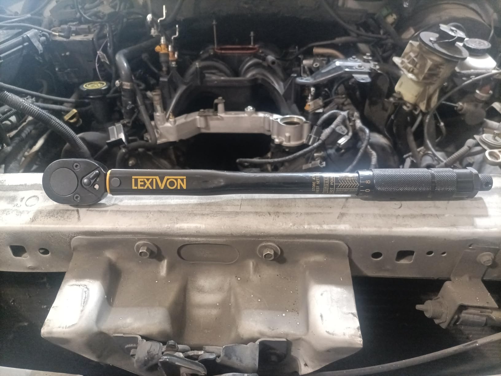LEXIVON Torque Wrench 1/2-Inch Drive Click 10~150 Ft-Lb/13.6~203.5 Nm (LX-183) customer photo 1