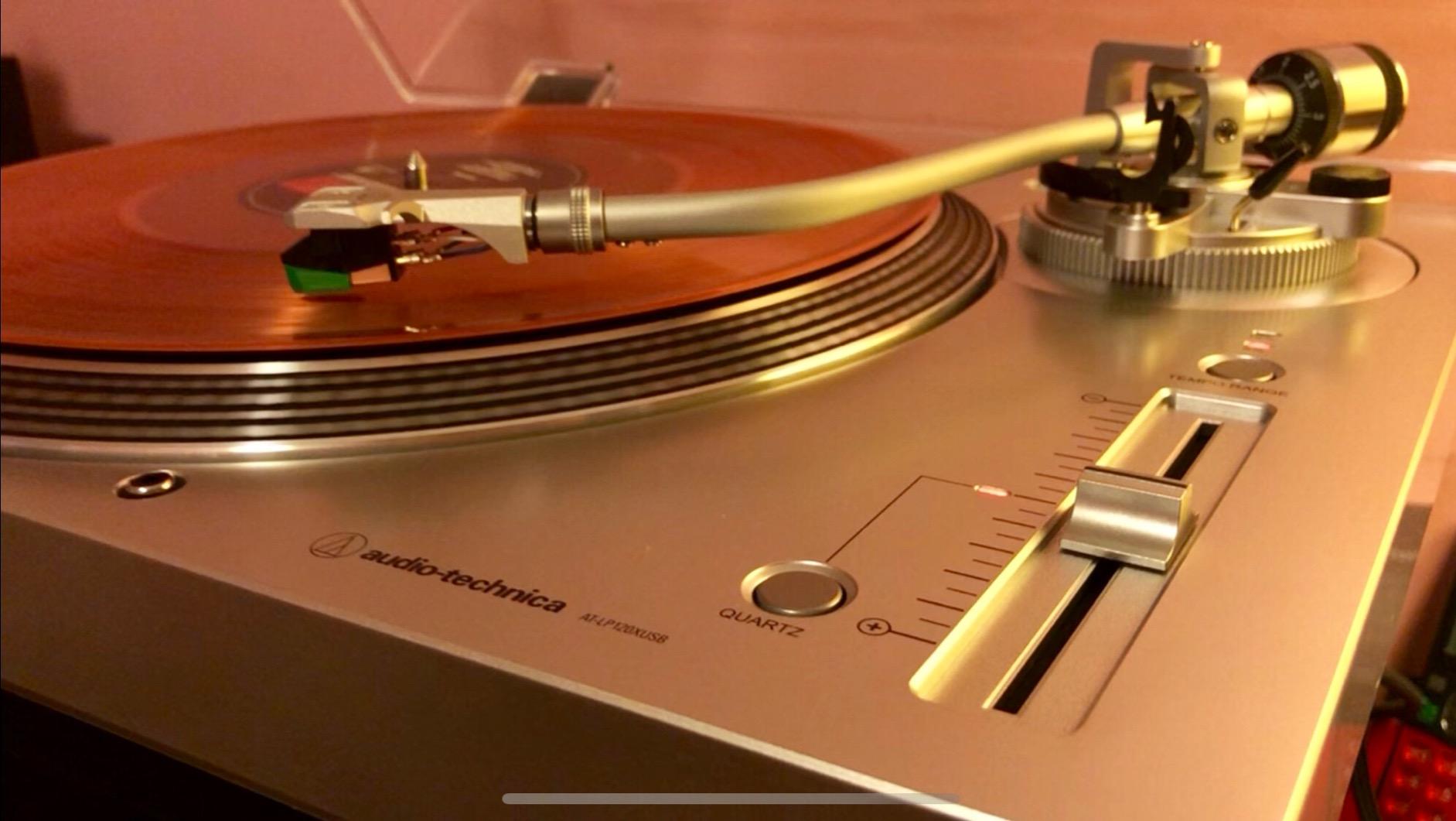 Audio-Technica AT-LP120XUSB-BK Direct-Drive Turntable (Analog & USB), Fully Manual, Hi-Fi, 3 Speed, Convert Vinyl to Digital, Anti-Skate and Variable Pitch Control, Black customer photo 1