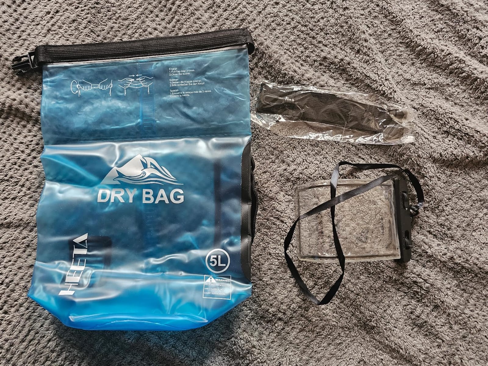 HEETA Dry Bag Waterproof Backpack with Phone Case 5L/10L/20L/30L/40L customer photo 2