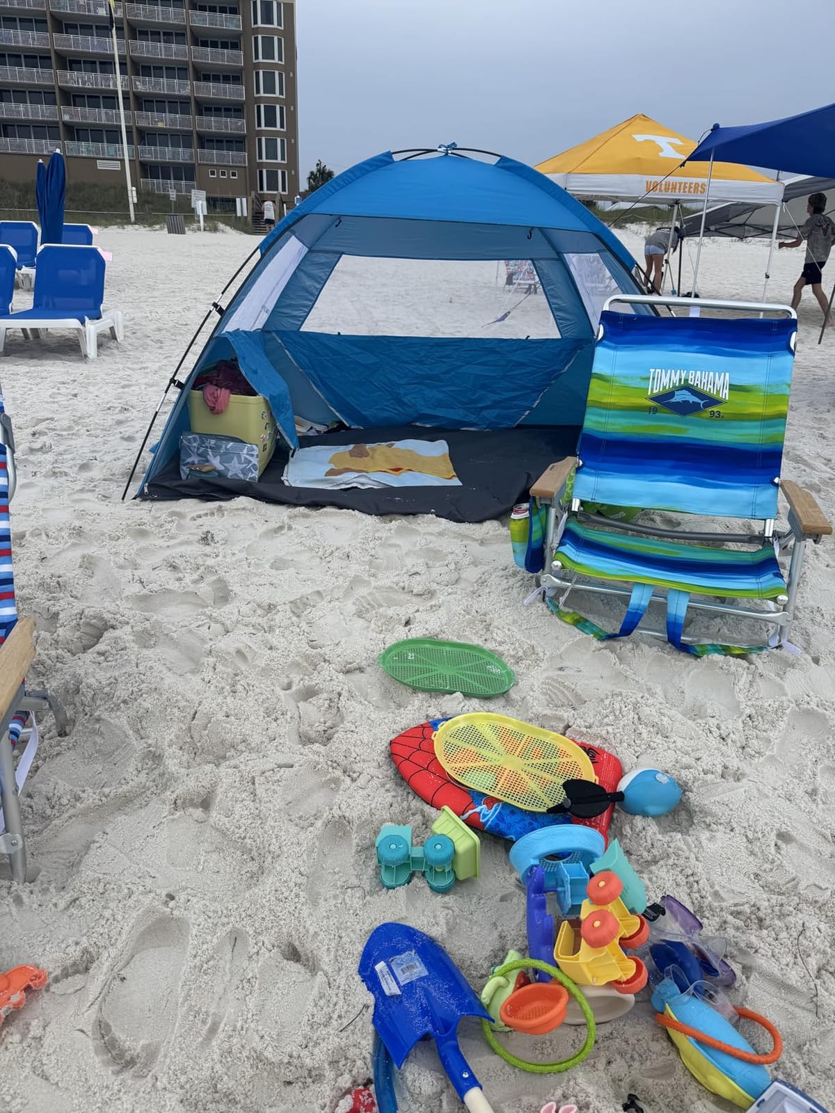Venustas Beach Tent Sun Shelter for 3/4/6/8 Person, UPF 50+ UV Protection Beach Canopy, Lightweight and Easy Setup Cabana, Portable Shade Tent customer photo 2