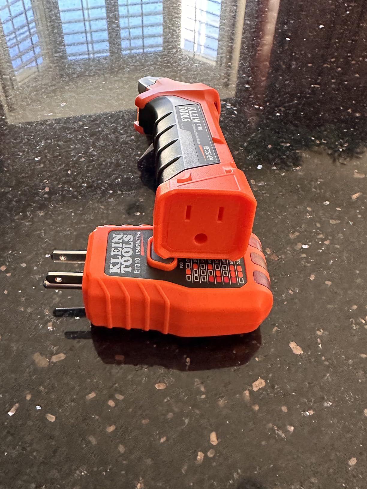 Klein Tools ET310 AC Circuit Breaker Finder customer photo 1