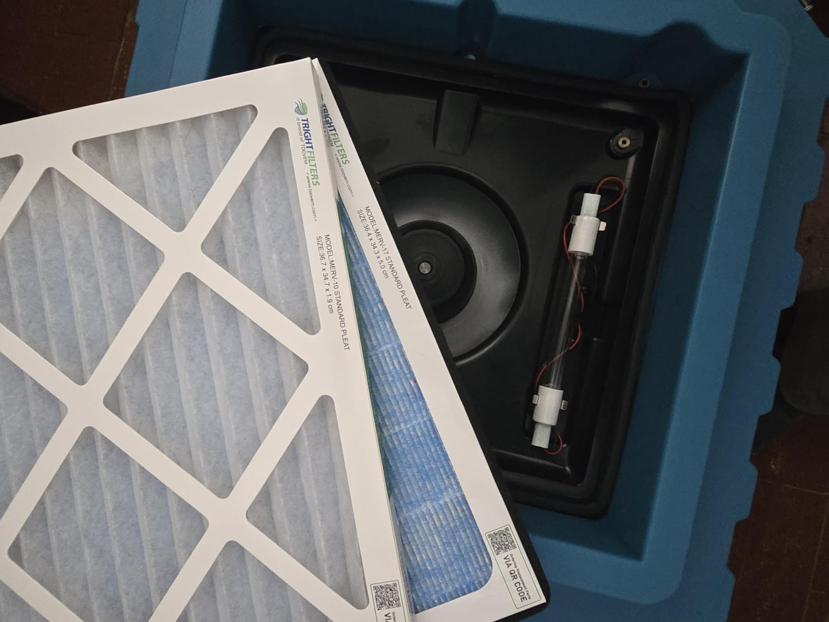 ALORAIR Air Scrubber with 3 Stage Filtration, Clean Shield Hepa 550, Blue customer photo 1