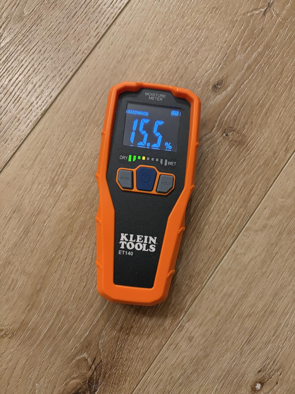 Klein Tools ET140 Pinless Moisture Meter, Detects up to 3/4-Inch Deep customer photo 2