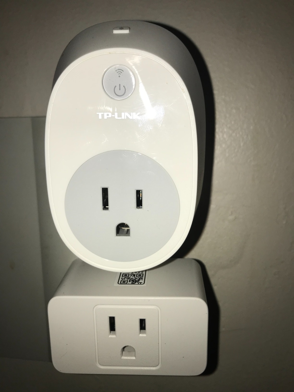 meross Smart Plug 15A, Works with Apple HomeKit, Voice & APP Control 2 Pack customer photo 2