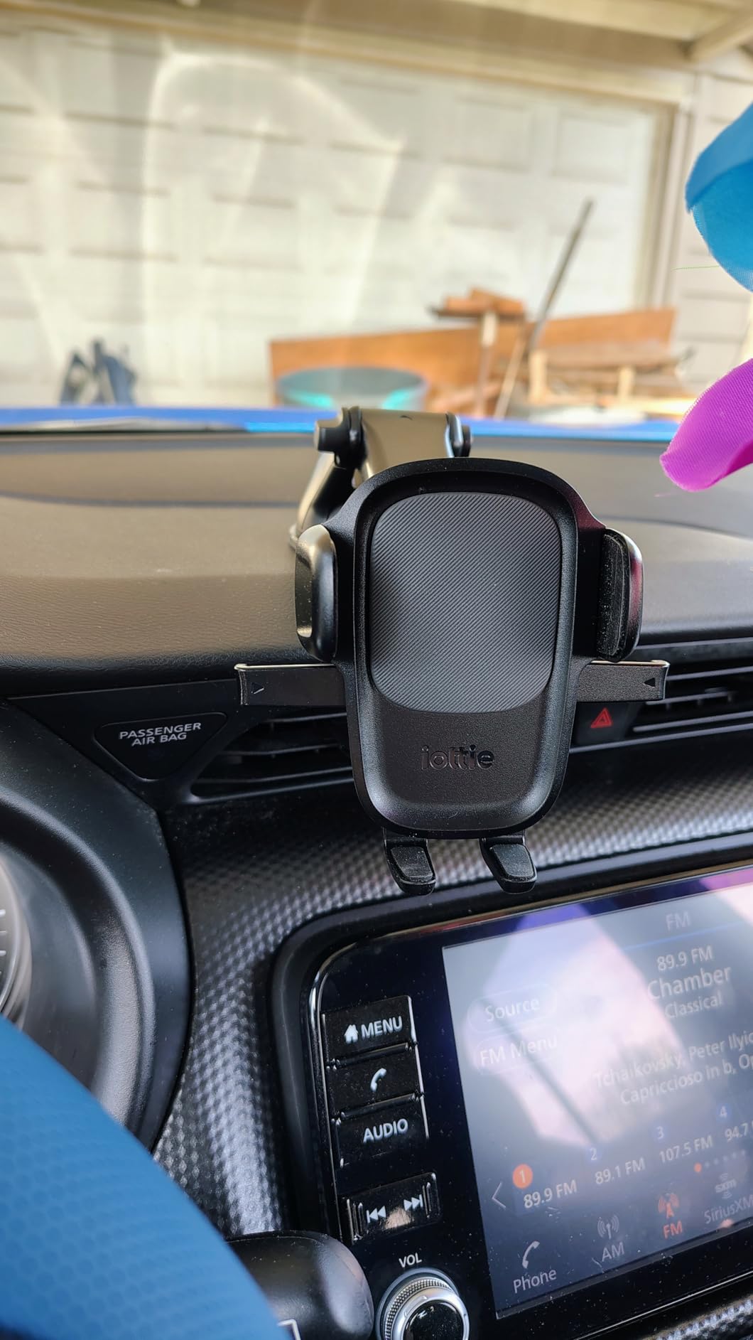 iOttie Easy One Touch Signature Dashboard & Windshield Universal Car Mount Phone Holder Desk Stand with Suction Cup Base and Telescopic Arm for iPhone, Samsung, Google, More Smartphones customer photo 1