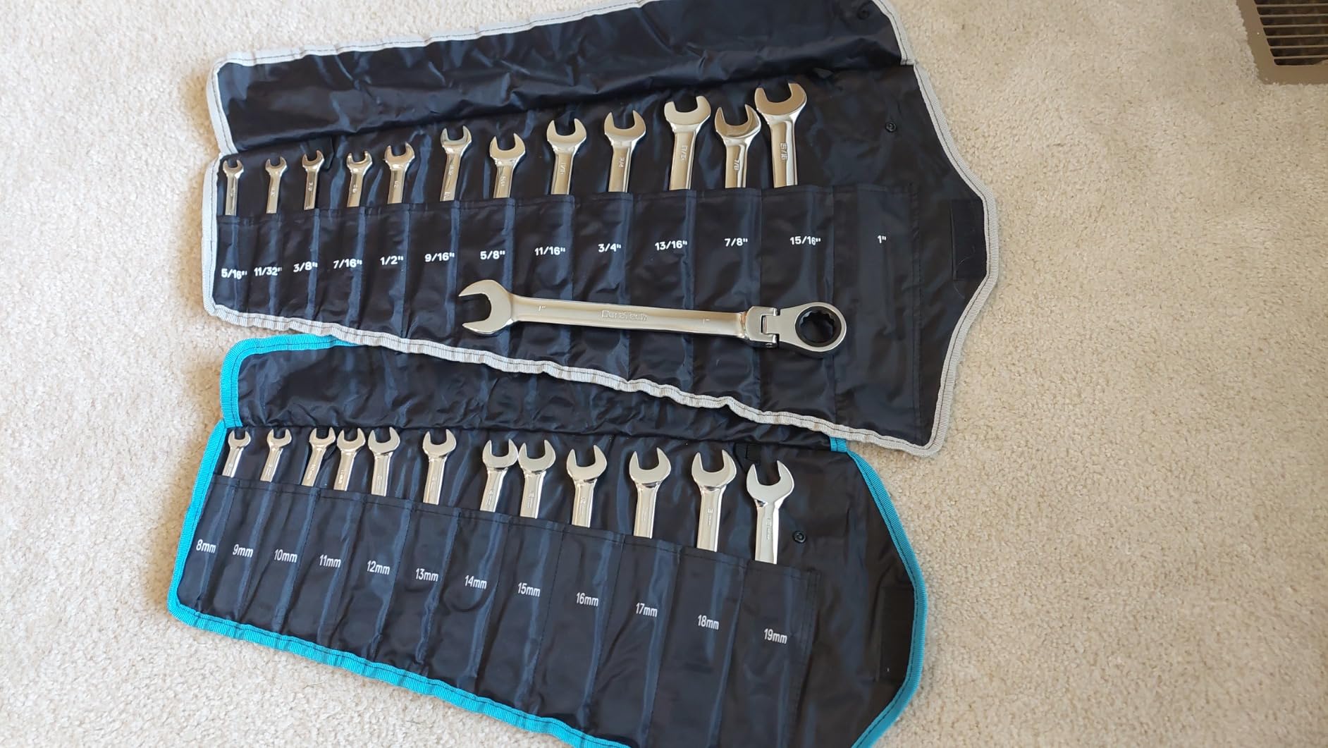 DURATECH Flex-Head Ratcheting Combination Wrench Set, SAE, 13-piece customer photo 2
