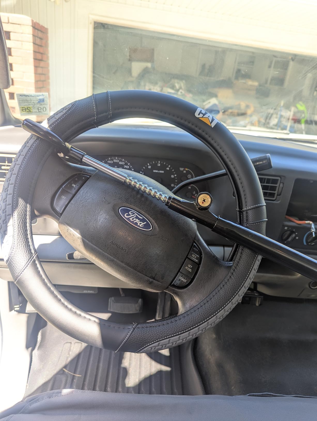 CARTMAN Adjustable Steering Wheel Lock, Anti-Theft Security Device, Yellow customer photo 1