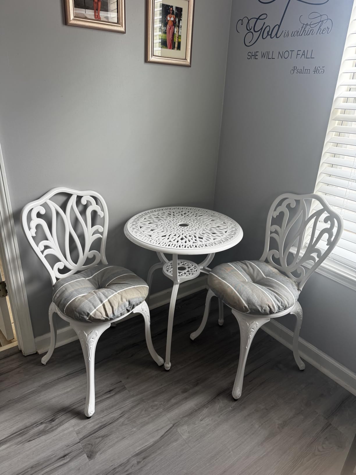 C/G 3 Piece Bistro Set,Outdoor Patio Set,Anti-Rust Cast Aluminum Bistro Table Set for Park Yard Front Porch Furniture(Antique Copper) customer photo 2