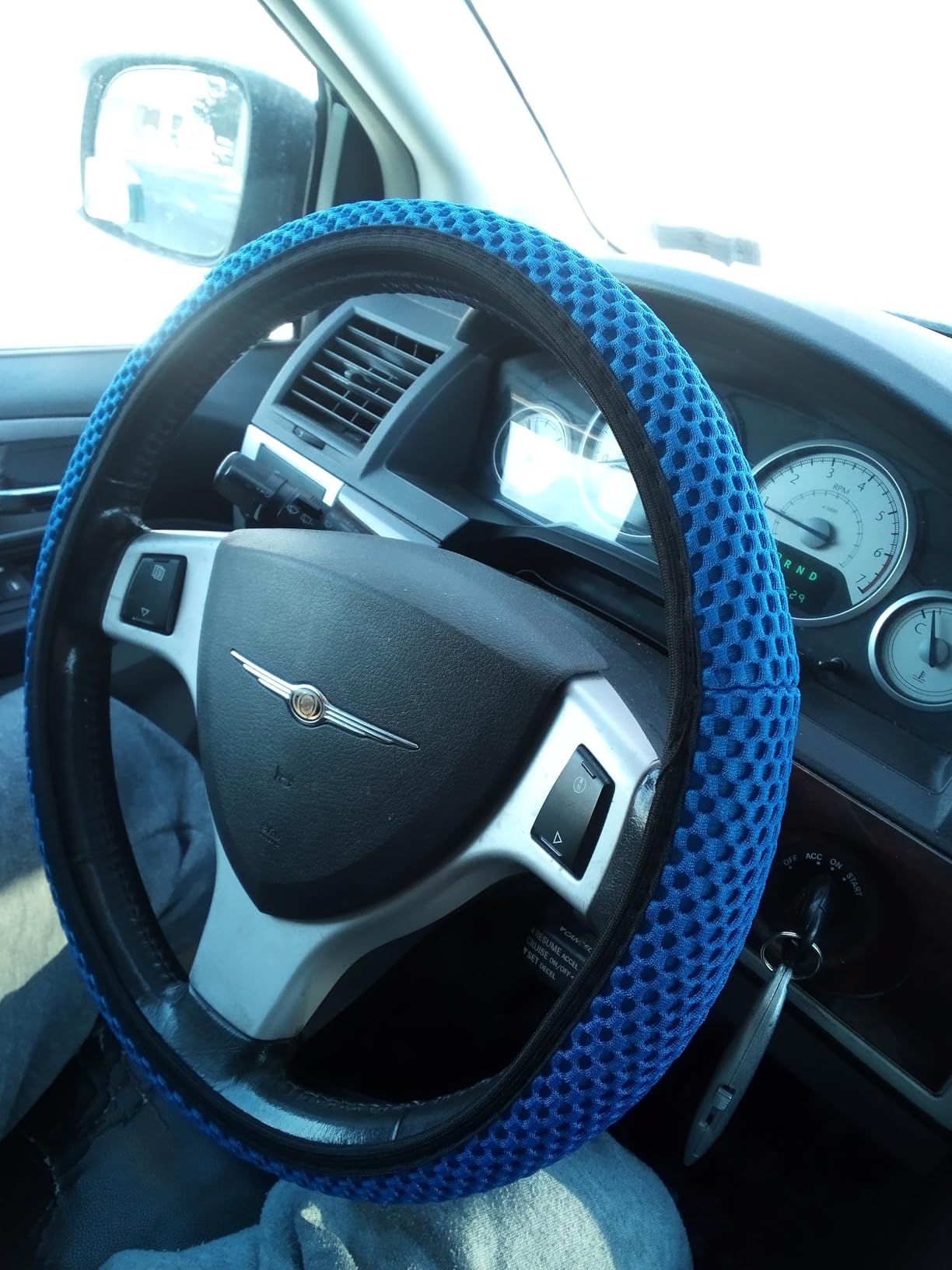 Moly Magnolia 15 Inch Steering Wheel Cover, Microfiber Ice Silk, Blue customer photo 1