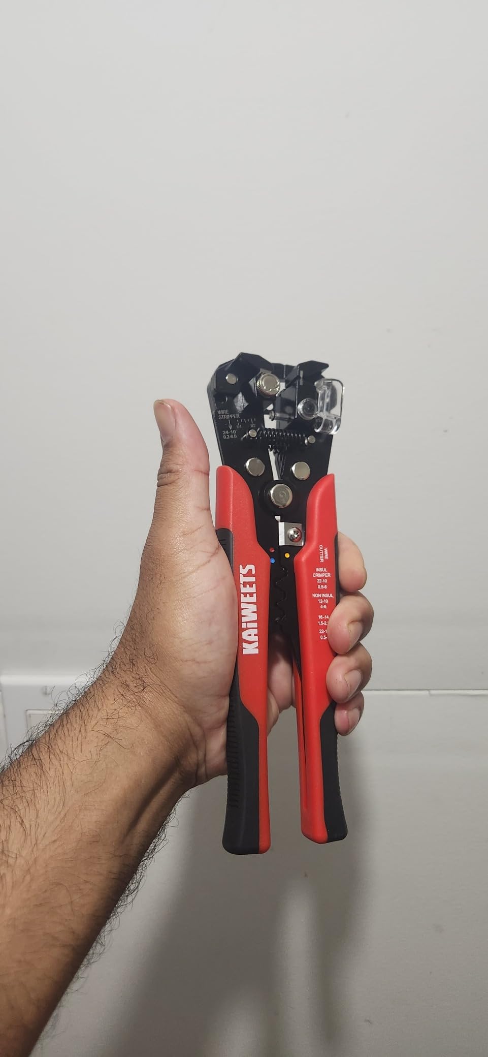 KAIWEETS Self Adjusting Wire Stripper - 3 in 1 Heavy Duty Automatic Wire Stripping Tool | 10-24 AWG Wire Cutter for Electrical Cable Cutting, Crimping Tool customer photo 2