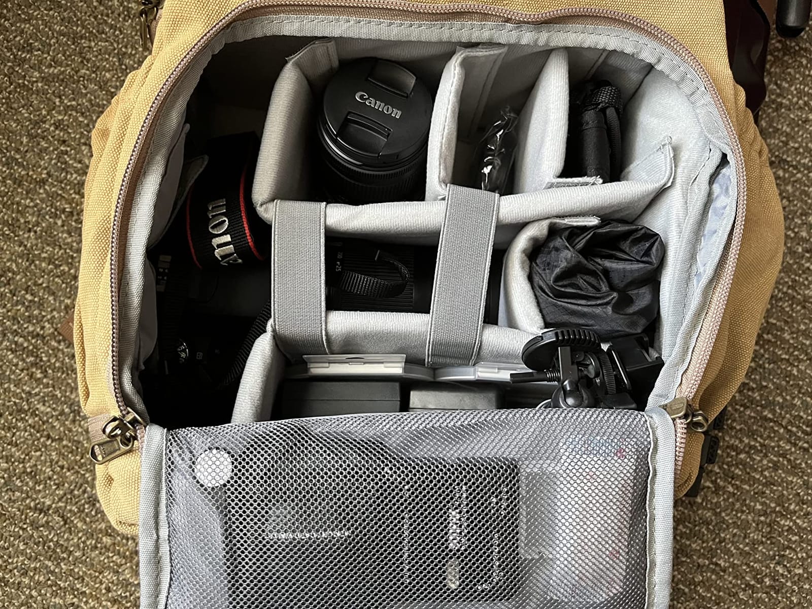 BAGSMART Camera Backpack DSLR Camera Bag Backpacks for Photographers customer photo 2