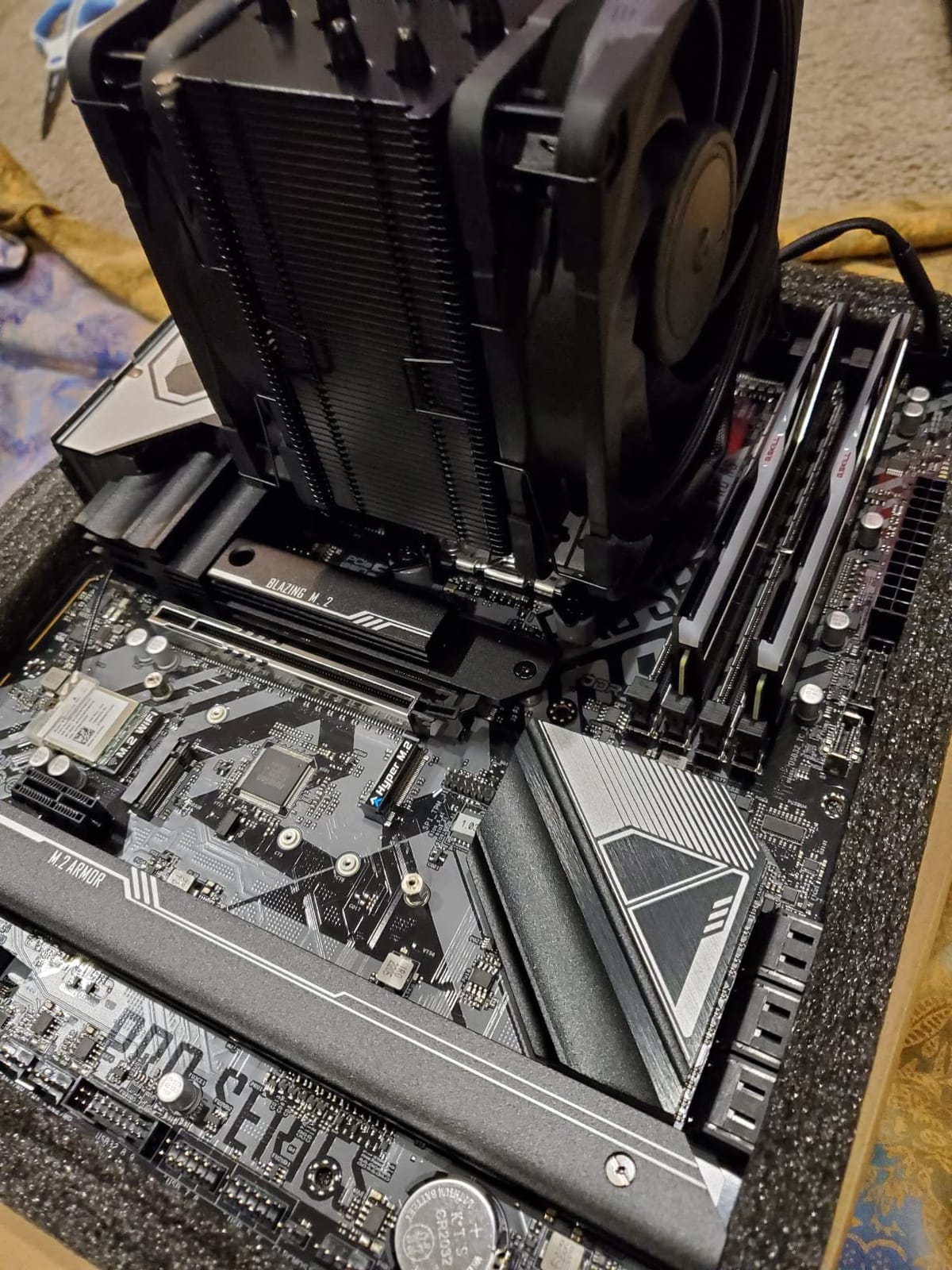 Noctua NH-U12A chromax.Black, Quiet High-Performance Tower CPU Cooler customer photo 2