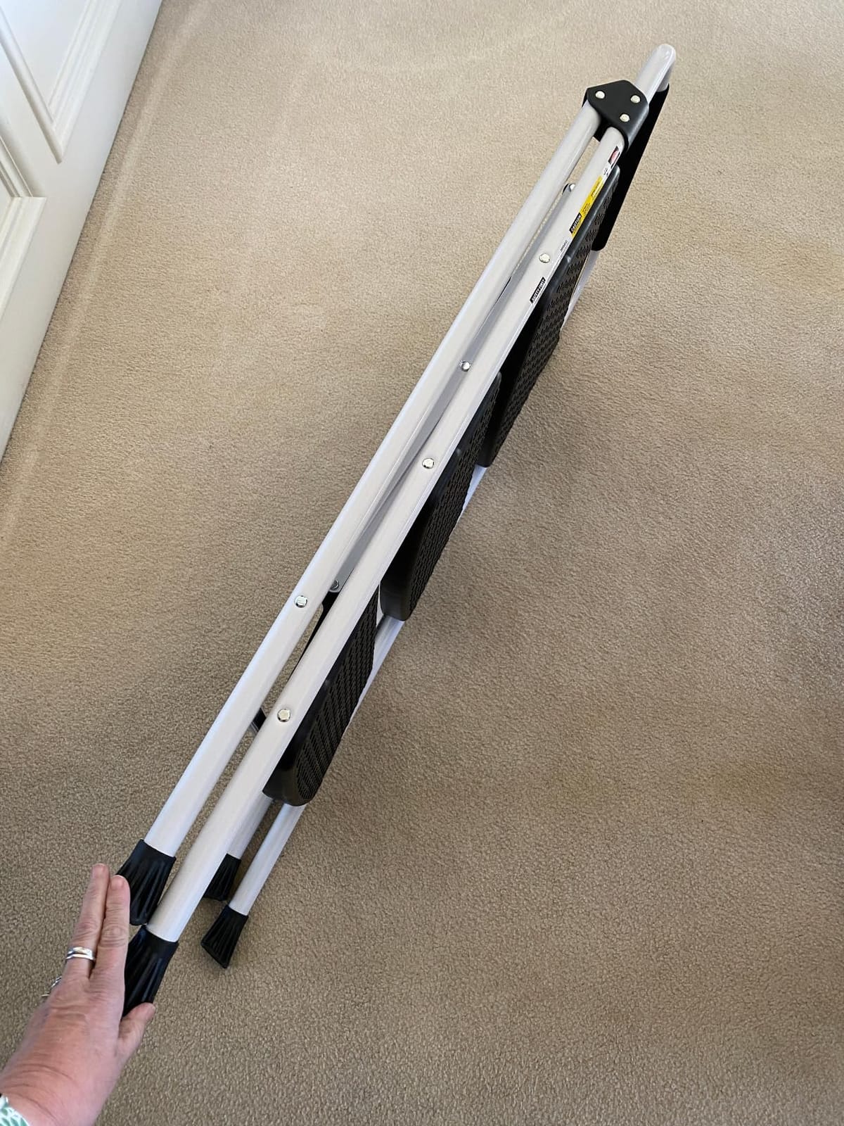 SocTone 3 Step Ladder, Step Stools for Adults, 500lbs Capacity customer photo 2