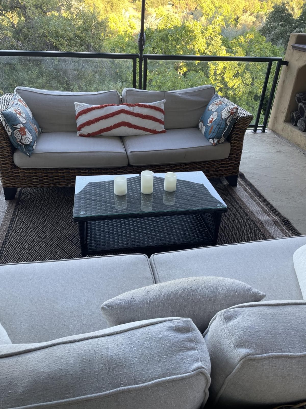 Outdoor Wicker Coffee Table Patio Furniture Garden Rattan 2-Layer Glass Table with Storage and Furniture Cover, Brown customer photo 2