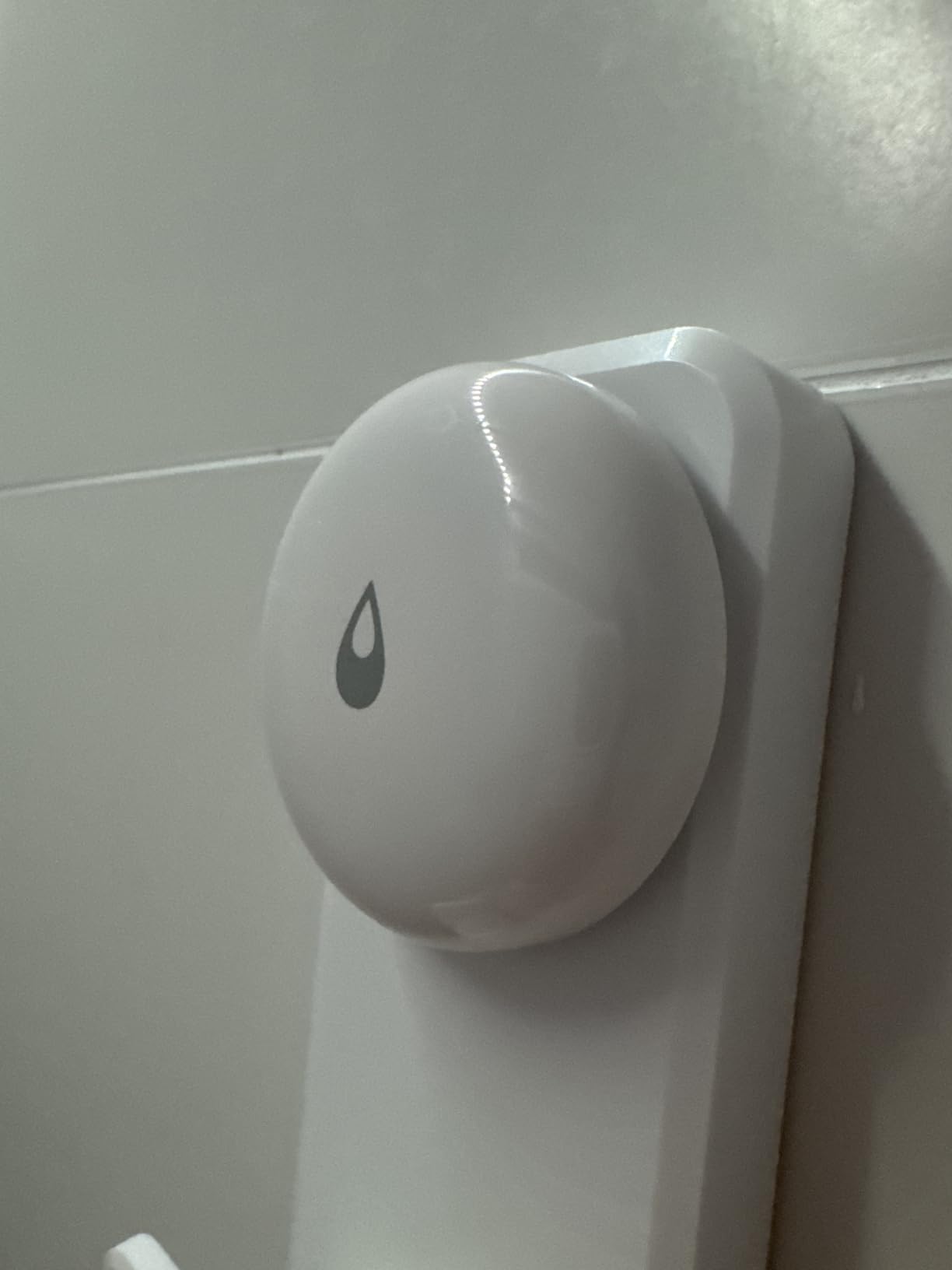 Aqara Water Leak Sensor 3 Pack, Zigbee Water Leak Detector for Alarm System customer photo 2