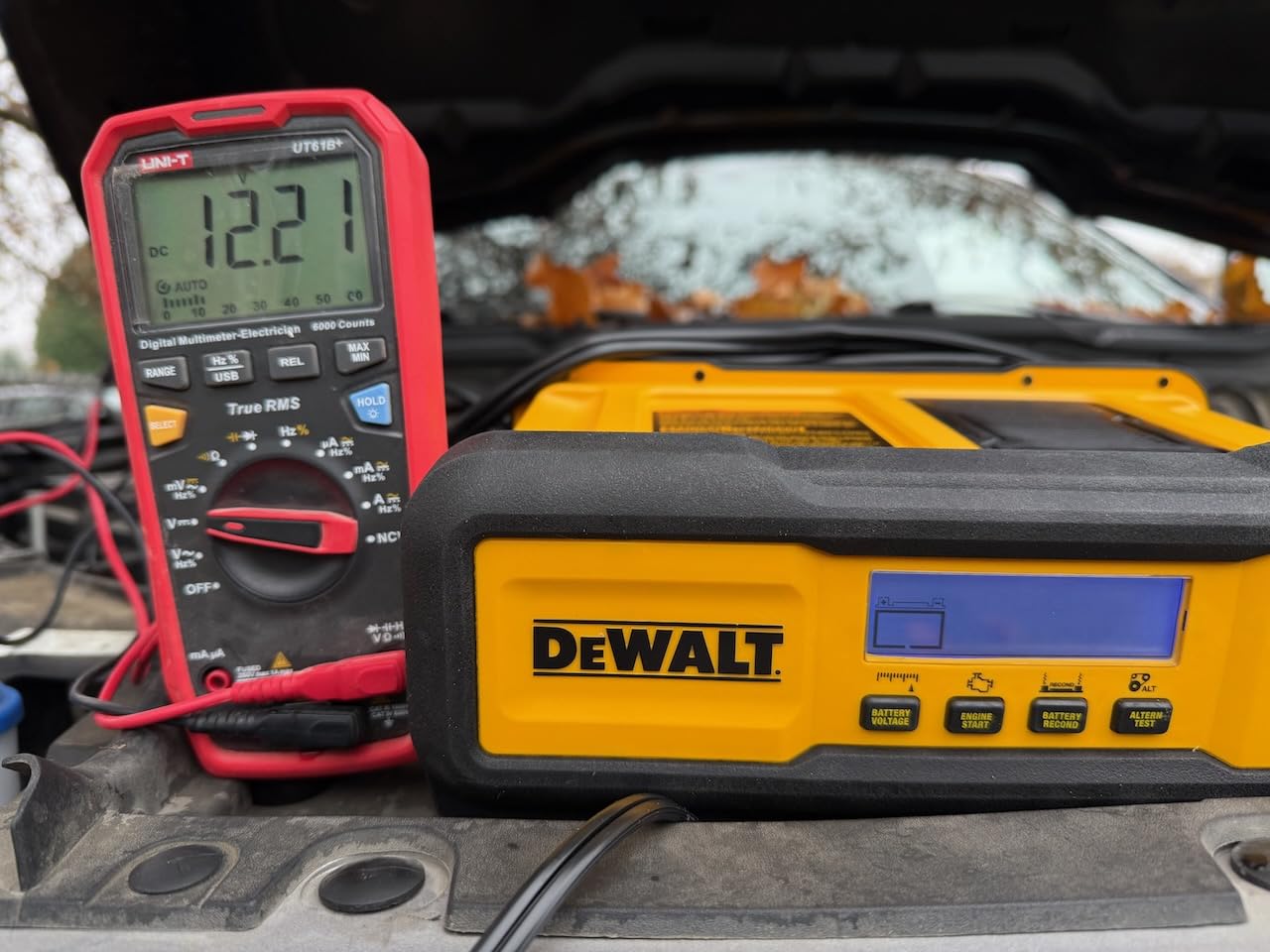 DEWALT DXAEC100 30A Battery Charger, 100A Engine Start and 3A Maintainer customer photo 2
