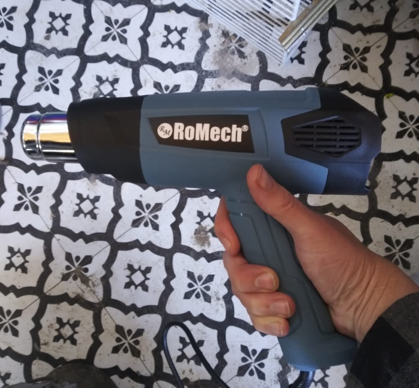ROMECH Heat Gun, Heavy Duty Fast Heating, Variable Control 120°F~1200°F (50℃-500℃) 4 Nozzles Heat Gun for Crafting, Shrink Tubing,Vinyl Wrap (Blue) customer photo 1