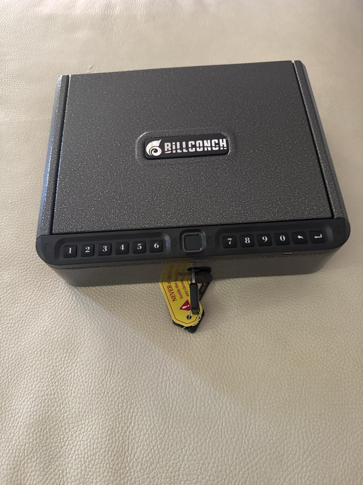 BILLCONCH Gun Safe for Handgun with Fingerprint, App, 0–9 Numeric Keypad customer photo 2