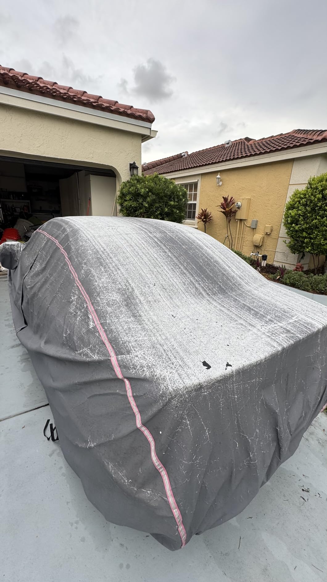 AUQDD 6-Layers Premium SUV Car Cover Waterproof All Weather Weatherproof UV Sun Protection Snow Dust Storm Resistant Outdoor Exterior Custom Form-Fit Full Padded Car Cover with Straps 178