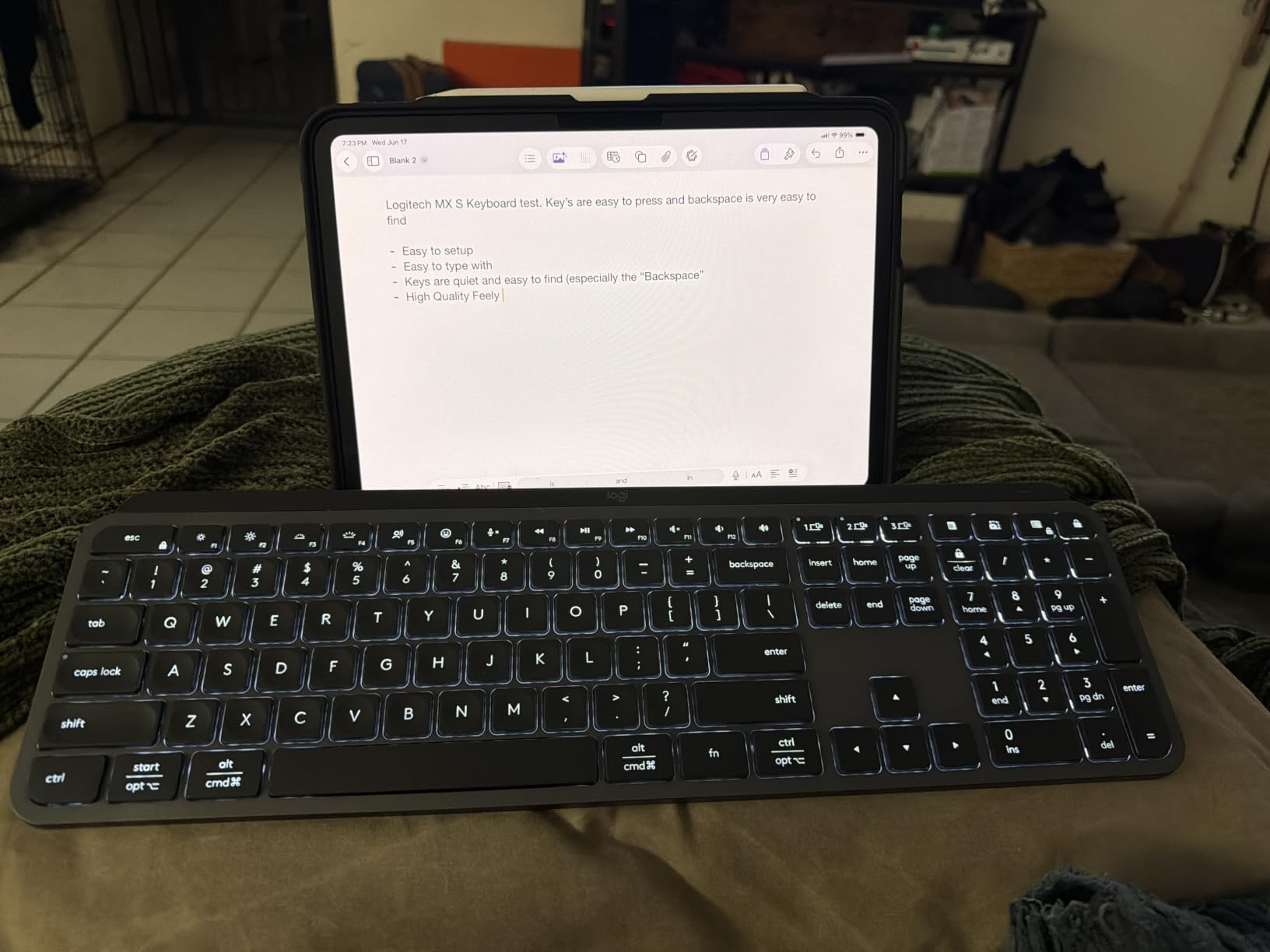 Logitech MX Keys S Wireless Keyboard Low Profile Fluid Precise - Graphite customer photo 2