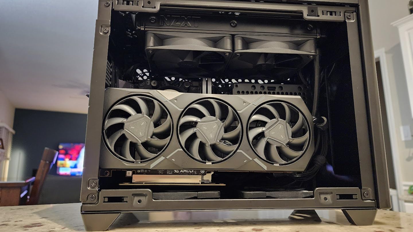 XFX Radeon RX 7900XT Gaming Graphics Card with 20GB GDDR6, AMD RDNA 3 RX-79TMBABF9 customer photo 1