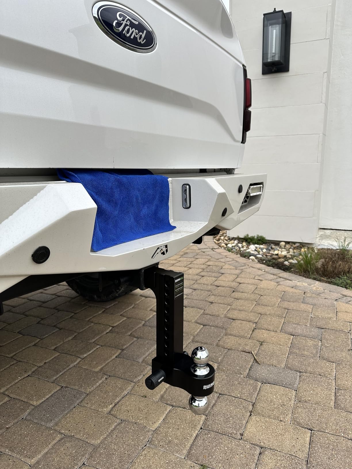 Rhino USA Adjustable Trailer Hitch (2in Receiver) - 6in Drop/Rise customer photo 1