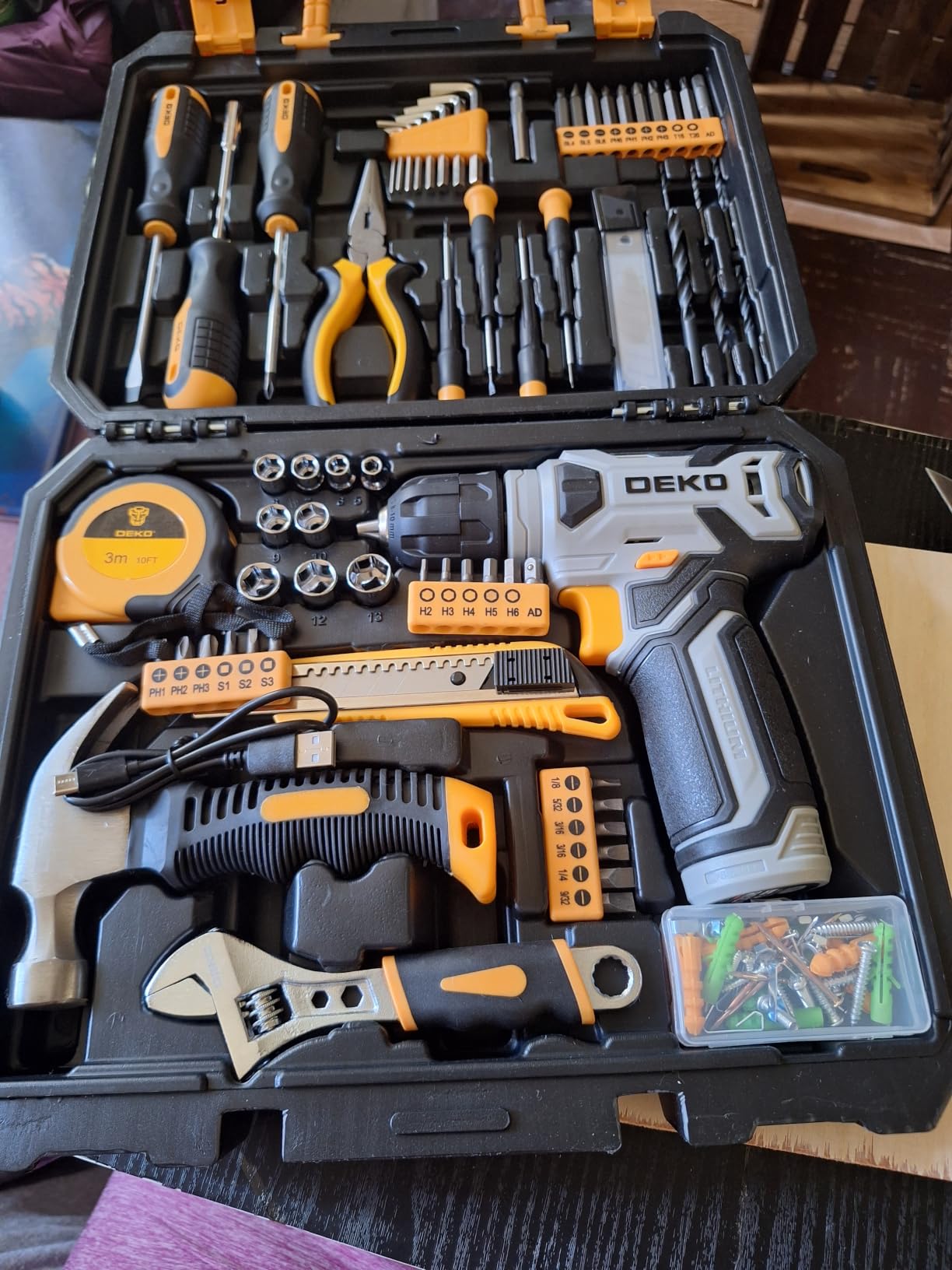 DEKOPRO Drill Set, Home Tool Set with 8V Pink Cordless Drill, Hand Tool Kit for Women, 126 pcs customer photo 2