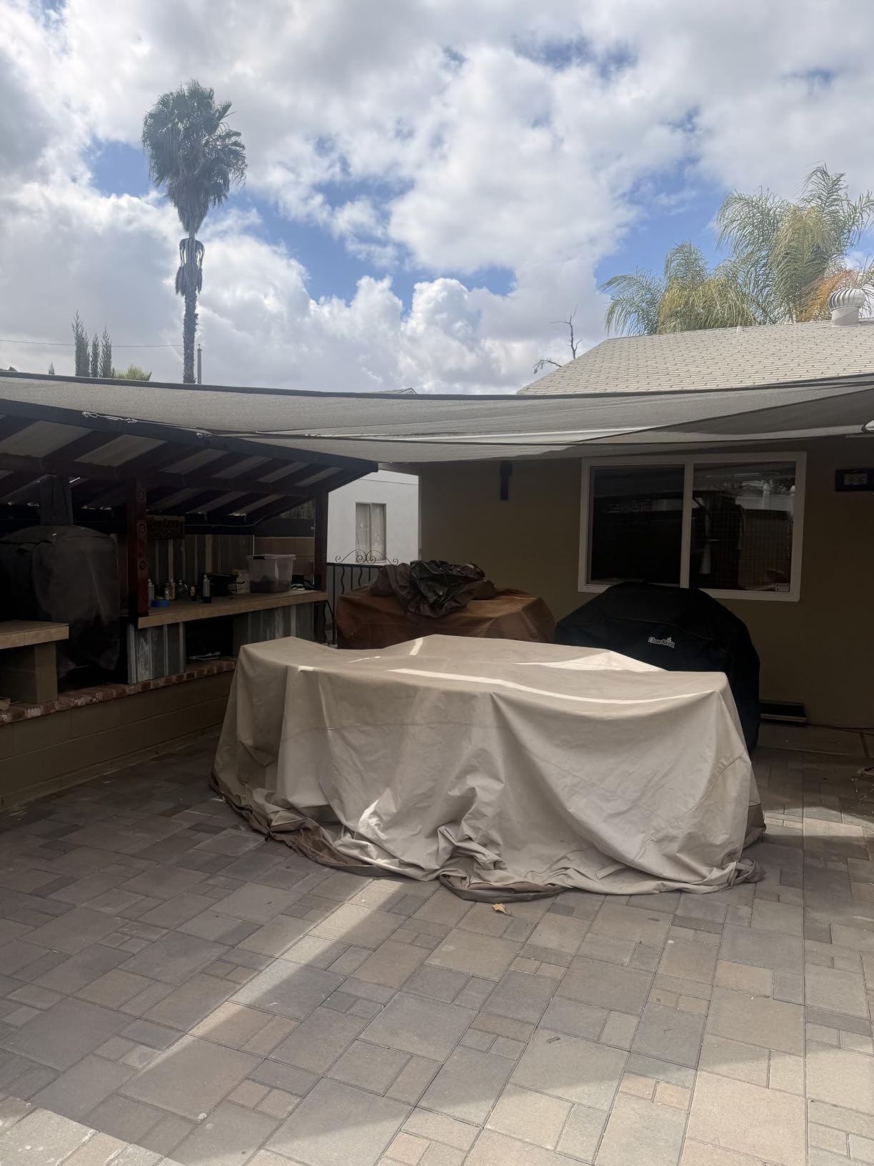 Amgo 16' x 16' x 22.6' Beige Triangle Sun Shade Sail for Patio customer photo 1