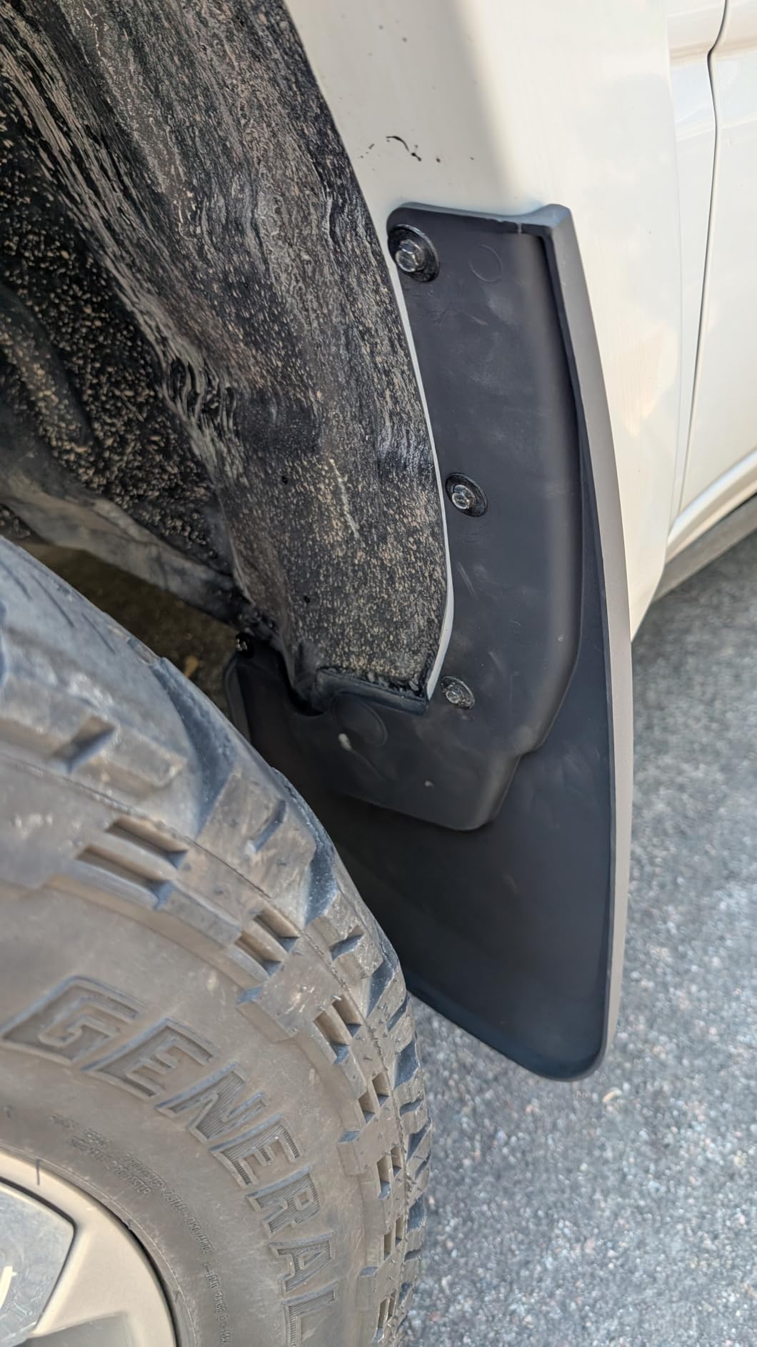 Kiwi Master No Drill Mud Flaps for 2009-2018 Ram 1500/2500/3500 with Fender customer photo 2